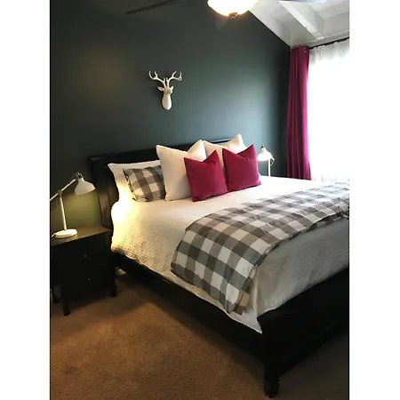 Arendelle By Funtierland Vacation Rentals